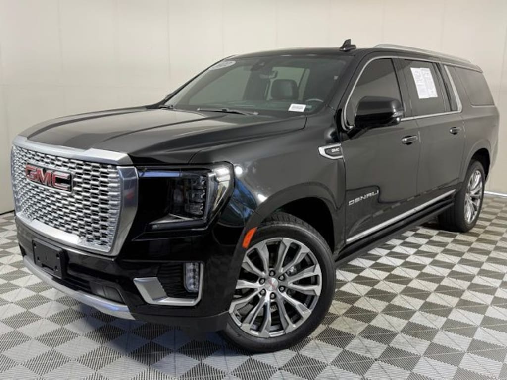 Used 2022 GMC Yukon XL Denali SUV