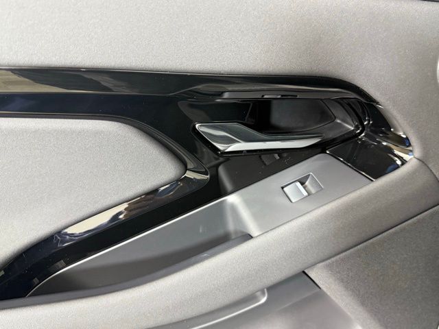 2026 Land Rover Range Rover Evoque S - Photo 23