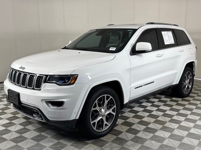 2018 Jeep Grand Cherokee Limited photo 2