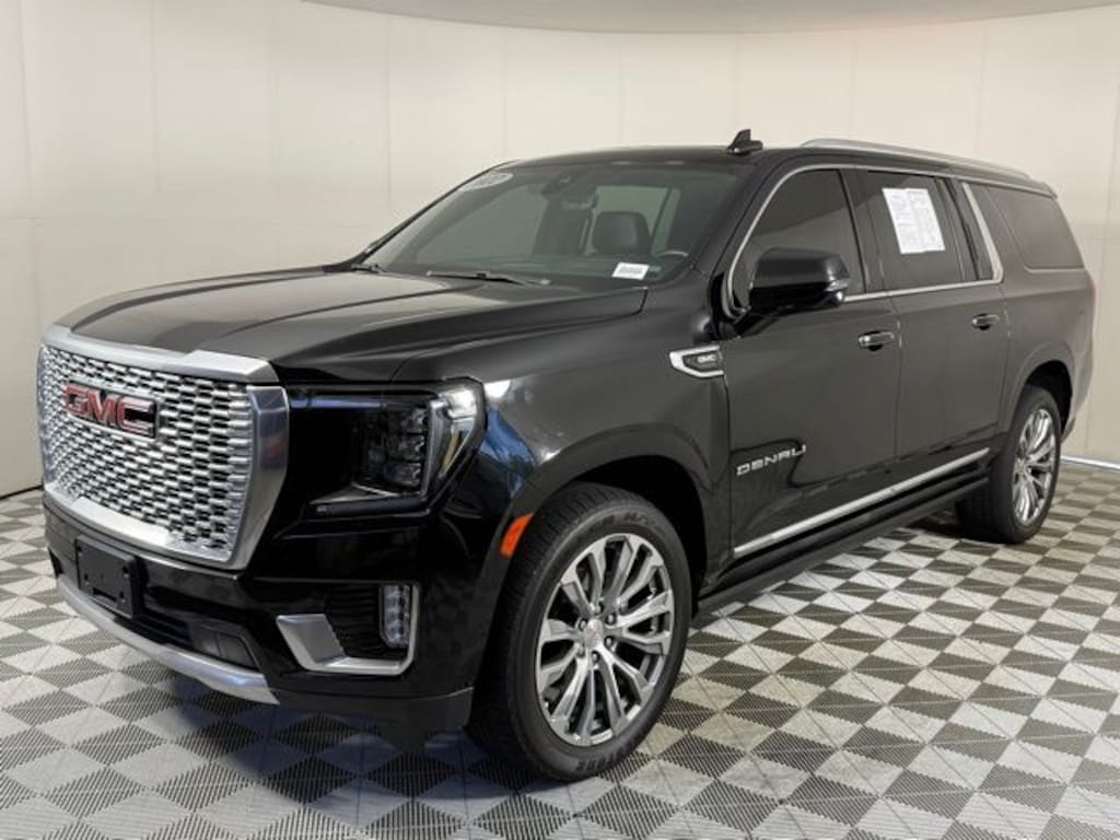 Used 2022 GMC Yukon XL Denali SUV