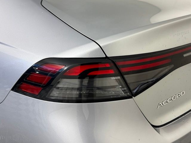 2024 Honda Accord LX - Photo 9