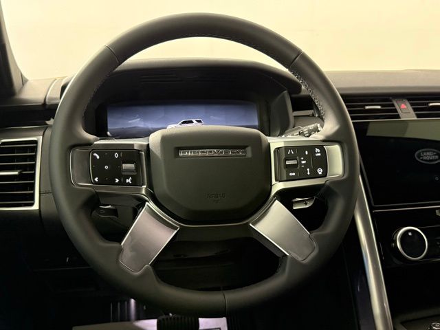 2025 Land Rover Discovery S - Photo 23