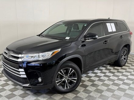 2018 Toyota Highlander LE Plus V6 SUV