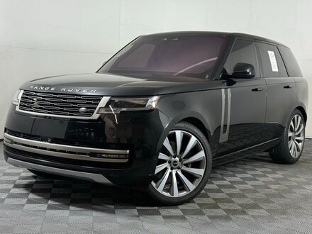 2023 Land Rover Range Rover SE SUV