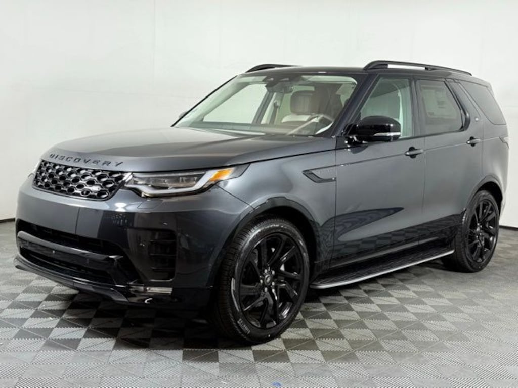 Certified 2025 Land Rover Discovery Dynamic SE SUV