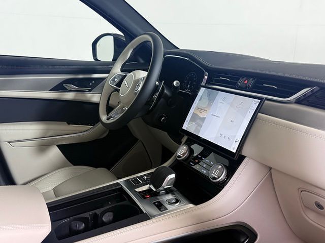 2026 Jaguar F-Pace R-Dynamic S - Photo 35