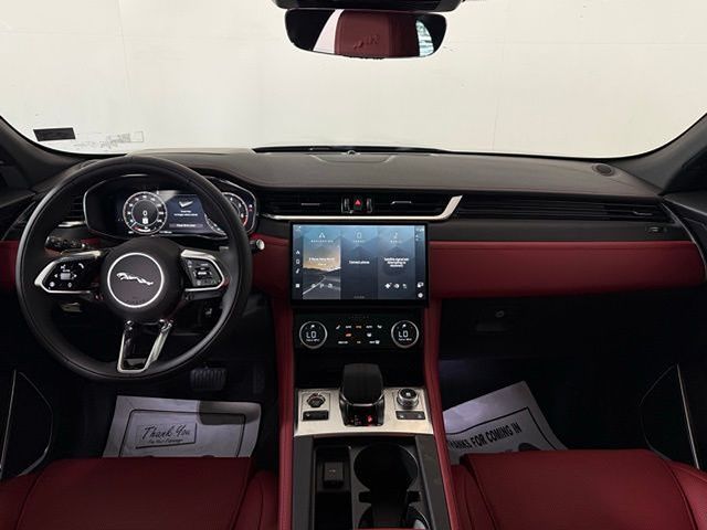 2026 Jaguar F-Pace R-Dynamic S - Photo 22