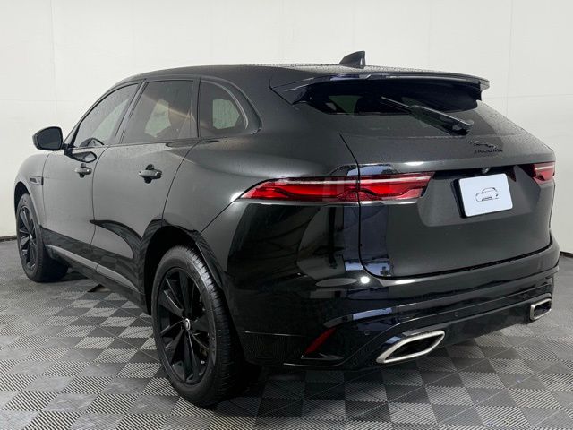 2025 Jaguar F-PACE P400 R-Dynamic S photo 3