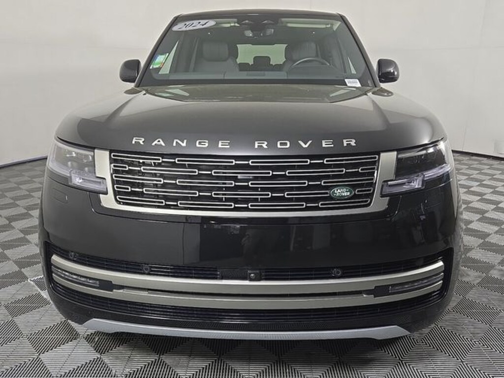 Used 2024 Land Rover Range Rover SE SUV