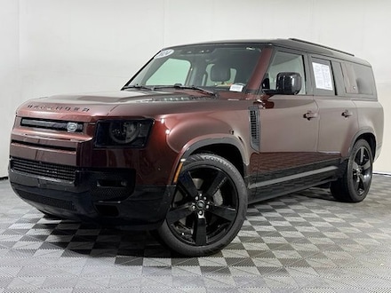 2024 Land Rover Defender 130 X-Dynamic SE SUV