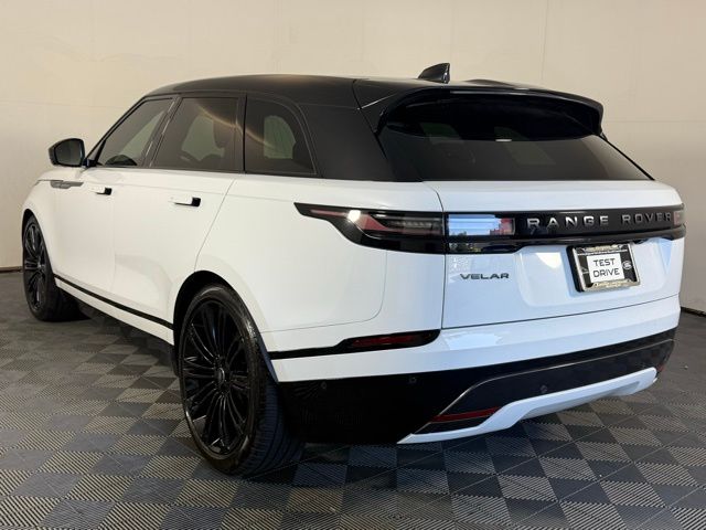 2026 Land Rover Range Rover Velar SE photo 3
