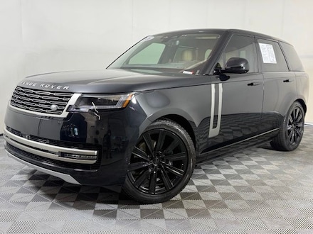 2026 Land Rover Range Rover SE SUV