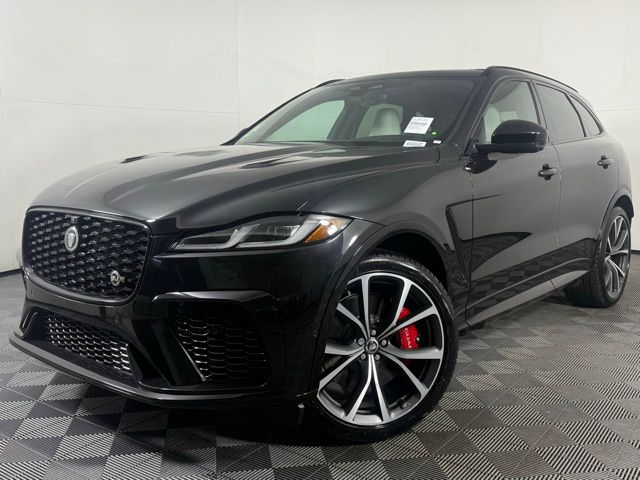 2026 Jaguar F-Pace SVR's photo