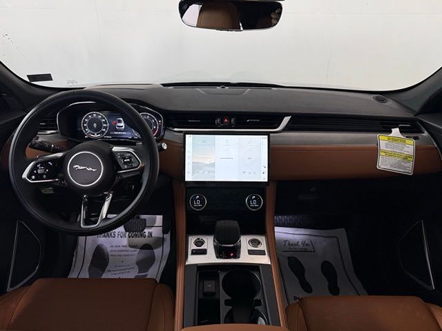2026 Jaguar F-Pace R-Dynamic S - Photo 21