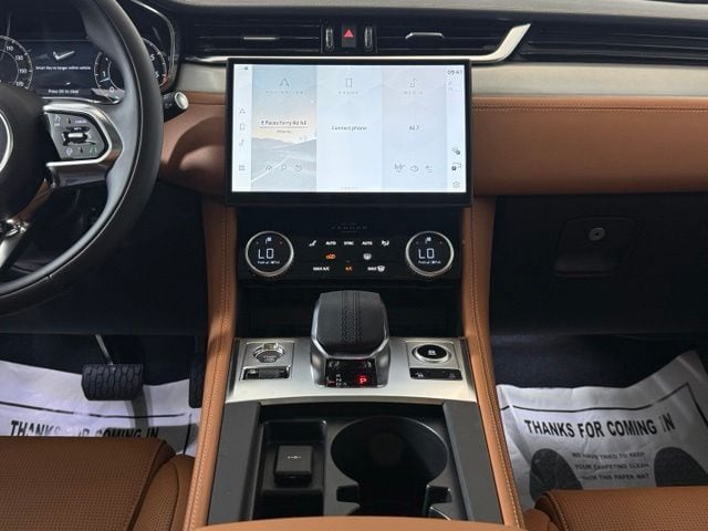 2026 Jaguar F-Pace R-Dynamic S - Photo 23