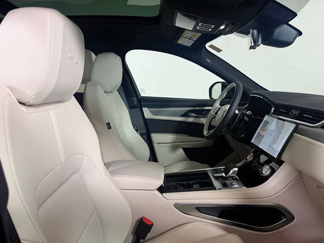 2026 Jaguar F-Pace R-Dynamic S - Photo 34