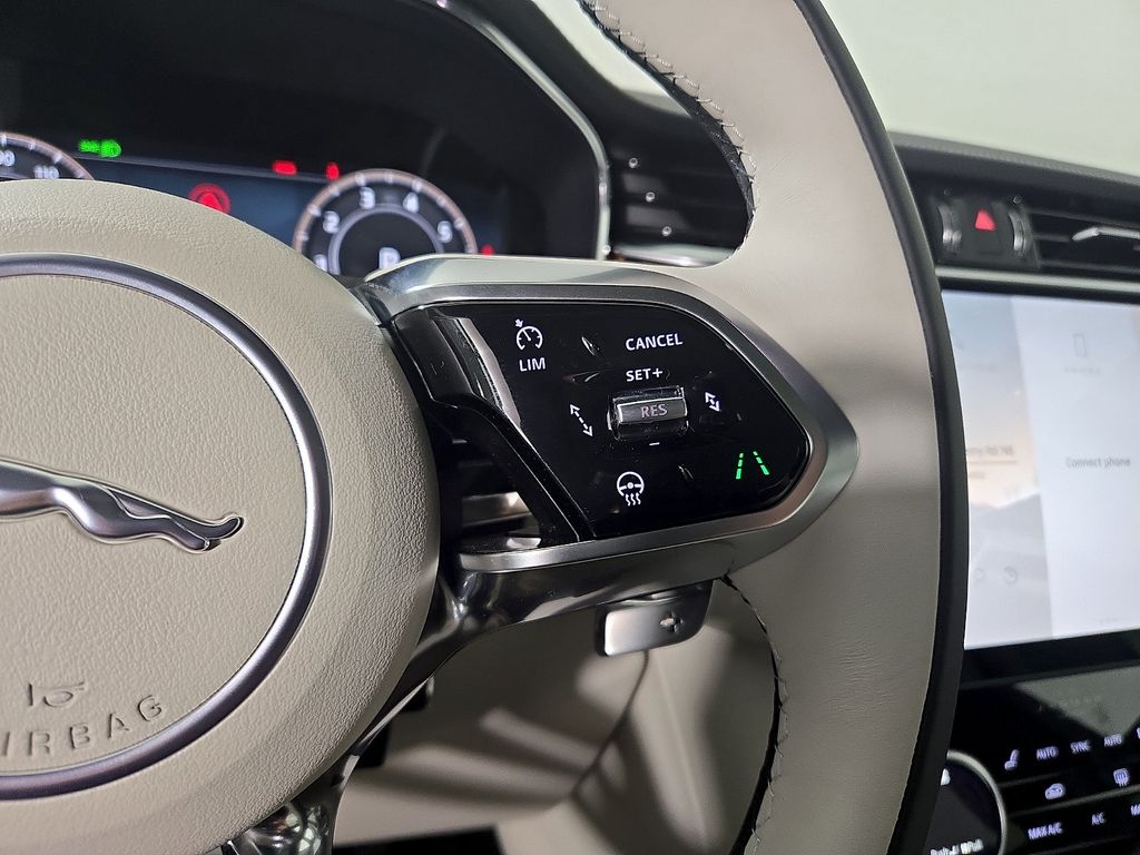 2026 Jaguar F-Pace R-Dynamic S - Photo 16