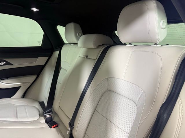 2026 Jaguar F-Pace R-Dynamic S - Photo 26