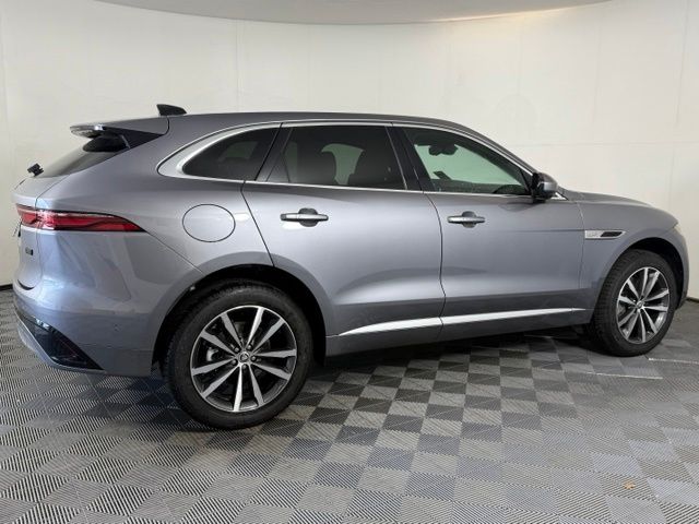 2026 Jaguar F-Pace R-Dynamic S - Photo 7