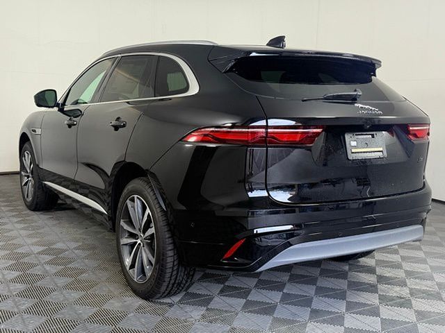 2026 Jaguar F-Pace R-Dynamic S - Photo 9