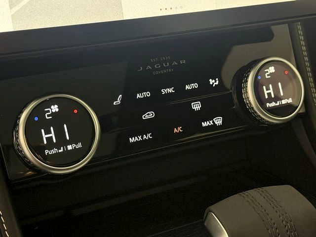 2026 Jaguar F-Pace R-Dynamic S - Photo 37