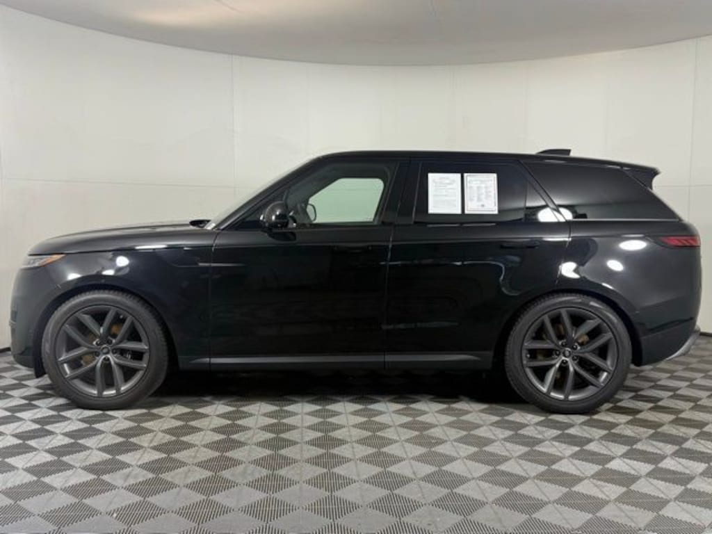 Used 2024 Land Rover Range Rover Sport SE SUV