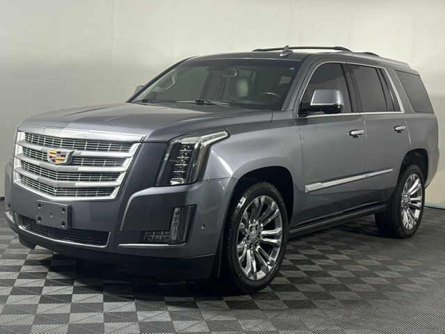 2018 Cadillac Escalade Premium Luxury photo 2