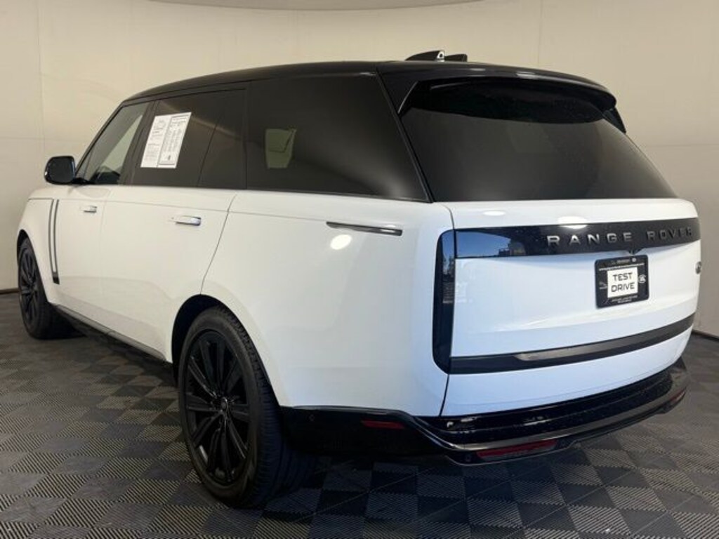 Used 2023 Land Rover Range Rover SE SUV
