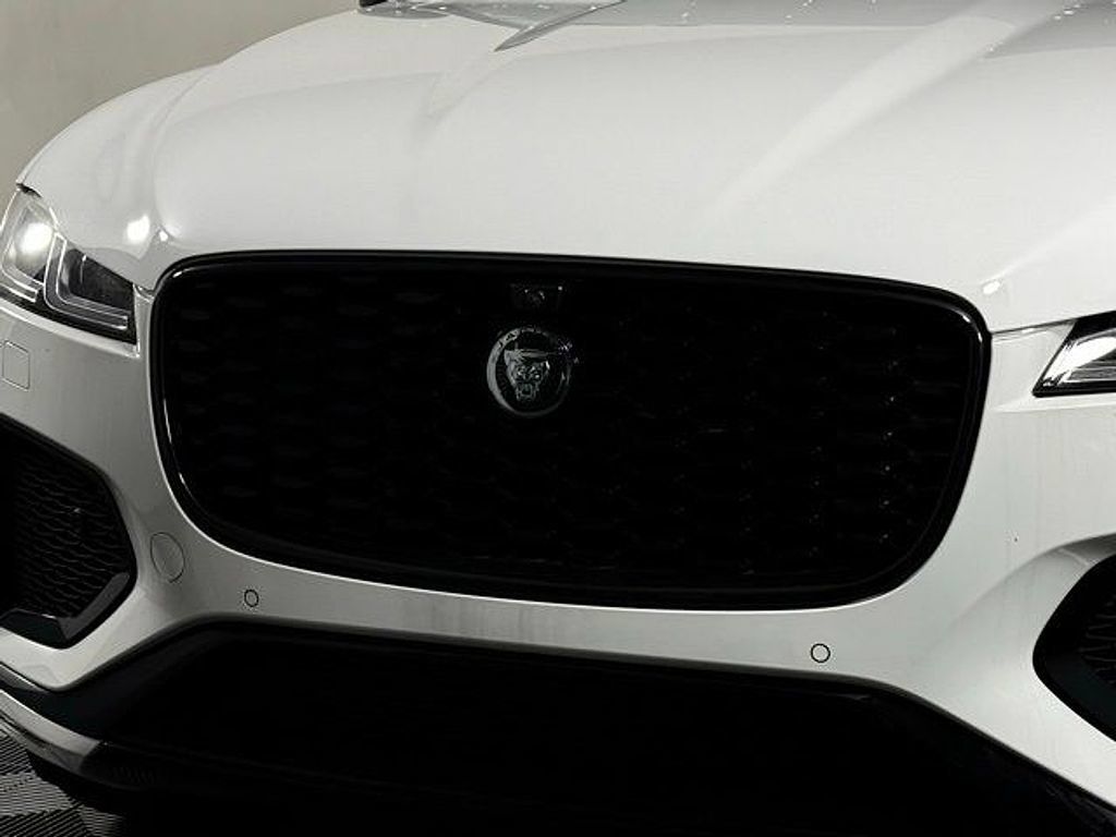2026 Jaguar F-Pace R-Dynamic S - Photo 10