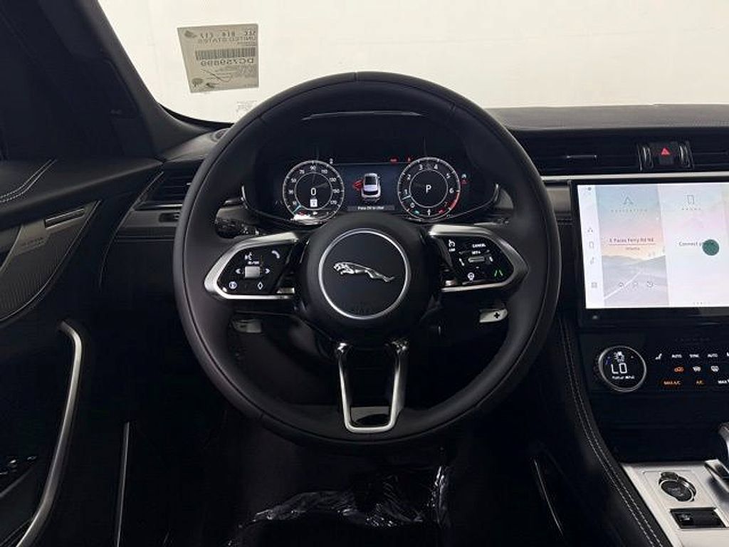 2026 Jaguar F-Pace R-Dynamic S - Photo 23