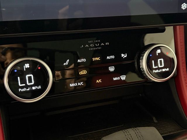 2026 Jaguar F-Pace R-Dynamic S - Photo 36