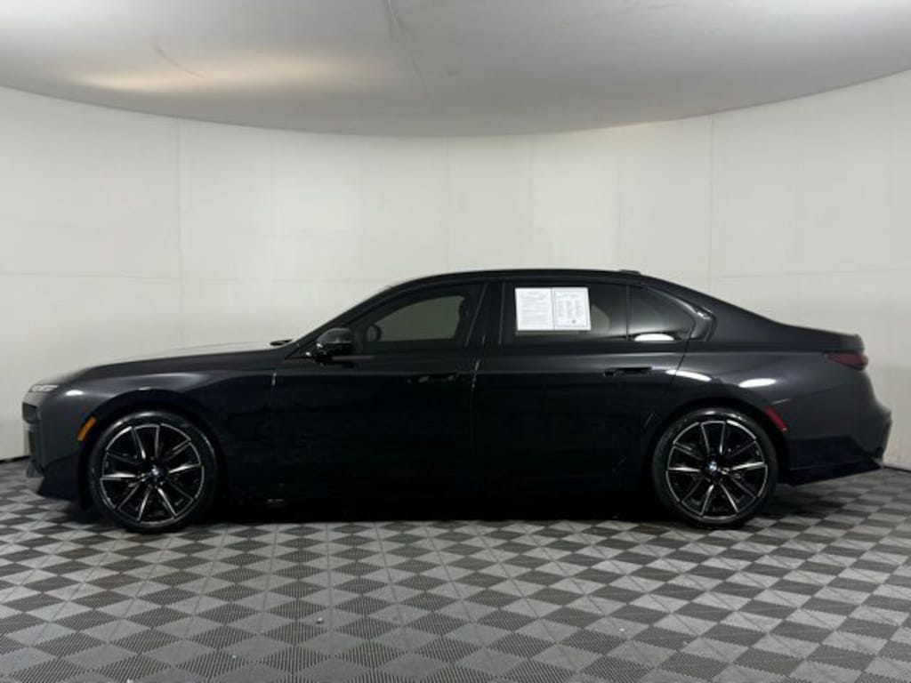 Used 2023 BMW 7 Series 740i Sedan