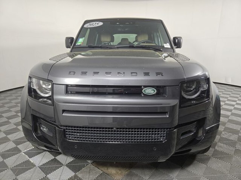 Used 2025 Land Rover Defender 110 V8 SUV