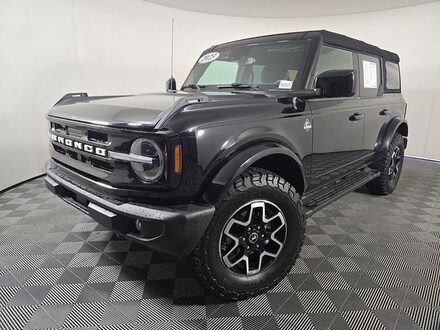 2023 Ford Bronco Outer Banks SUV