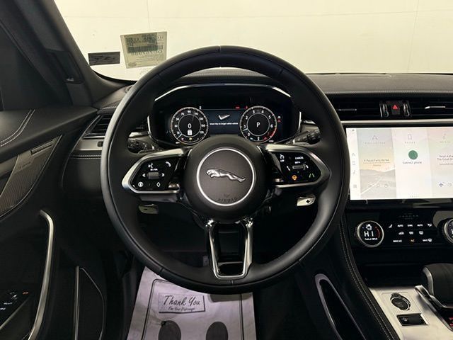 2026 Jaguar F-Pace R-Dynamic S - Photo 25