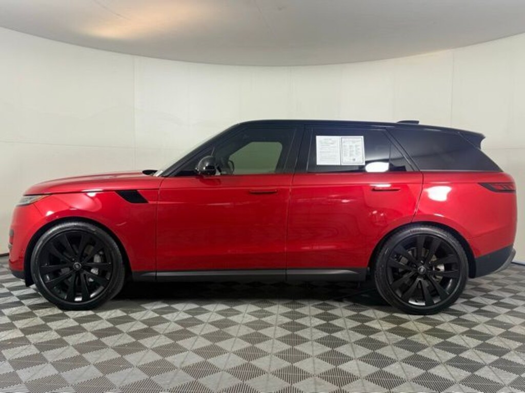 Used 2025 Land Rover Range Rover Sport SE SUV
