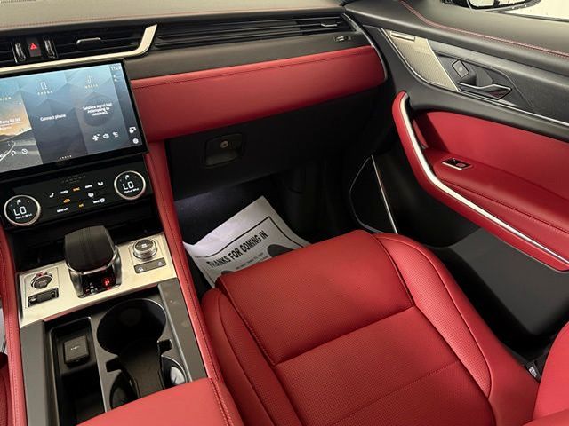 2026 Jaguar F-Pace R-Dynamic S - Photo 24