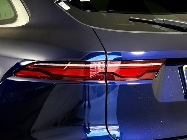2026 Jaguar F-Pace R-Dynamic S - Photo 14