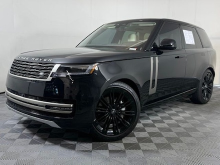 2025 Land Rover Range Rover SE SUV