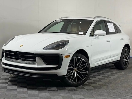 2024 Porsche Macan Base SUV
