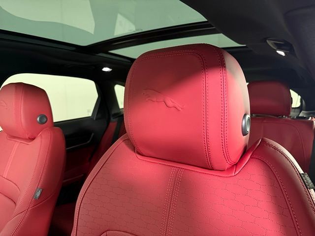 2026 Jaguar F-Pace R-Dynamic S - Photo 31