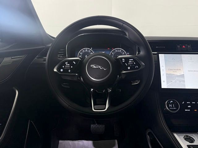 2026 Jaguar F-Pace R-Dynamic S - Photo 22