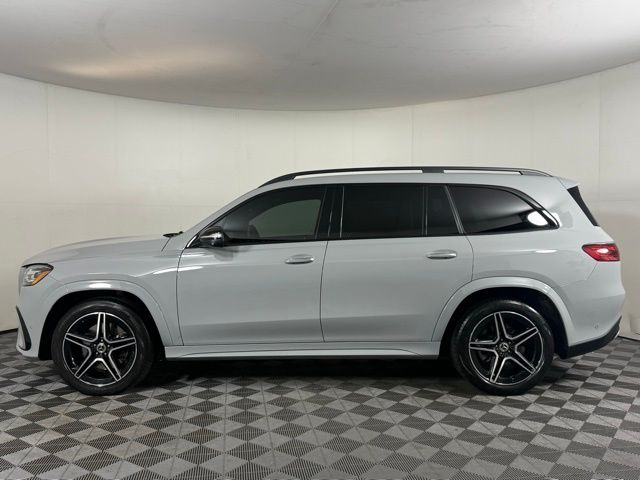 2024 Mercedes Benz GLS 4MATIC 450 photo 3