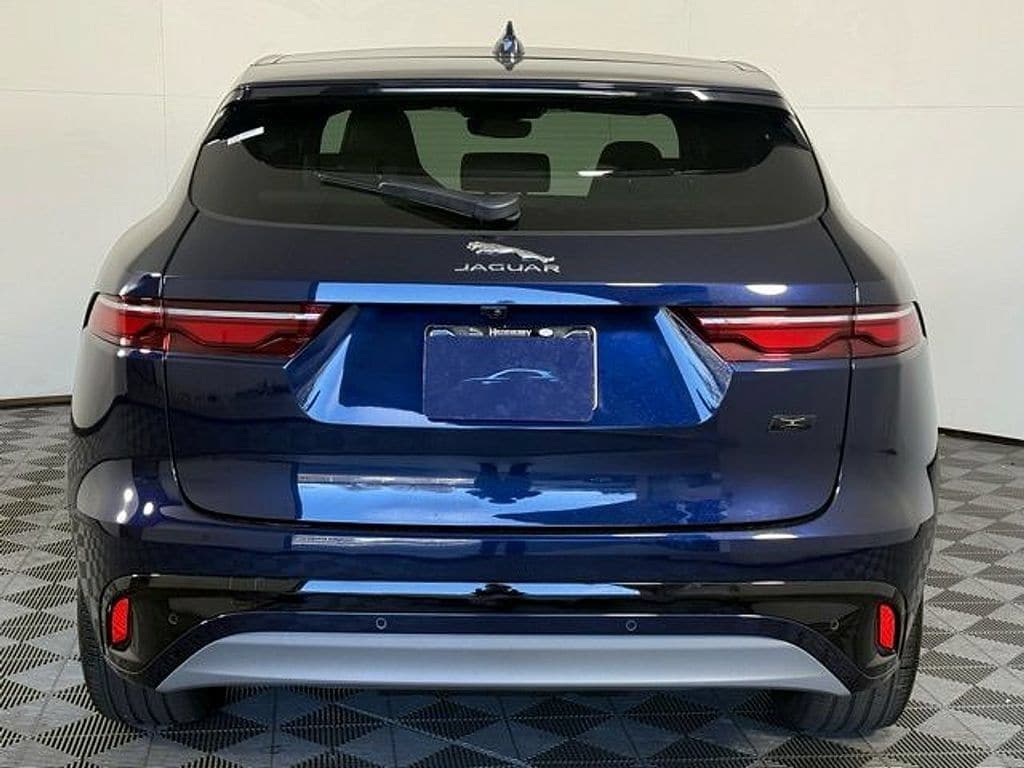 2026 Jaguar F-Pace R-Dynamic S - Photo 7