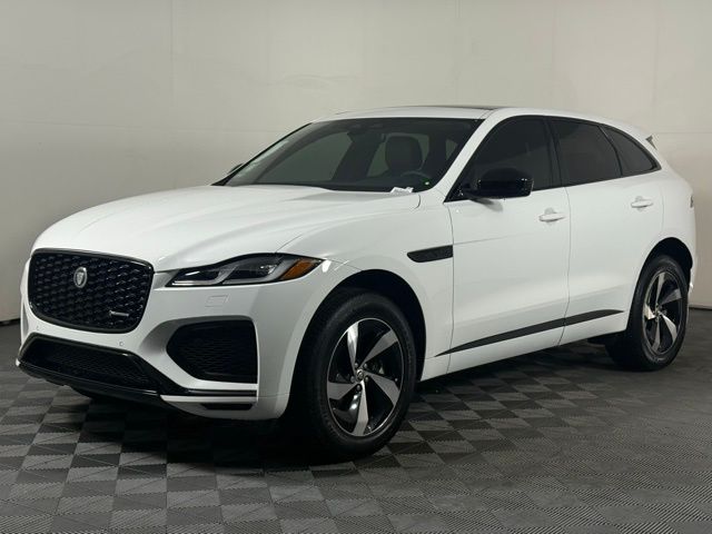 2025 Jaguar F-PACE P400 R-Dynamic S photo 2