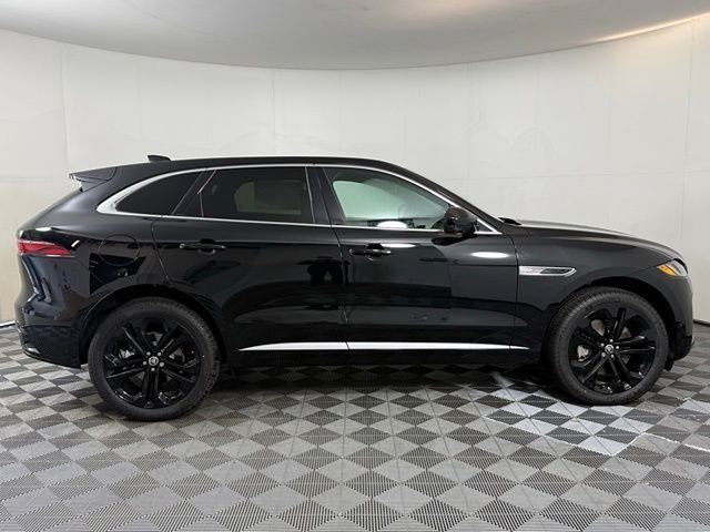 2026 Jaguar F-Pace R-Dynamic S - Photo 8