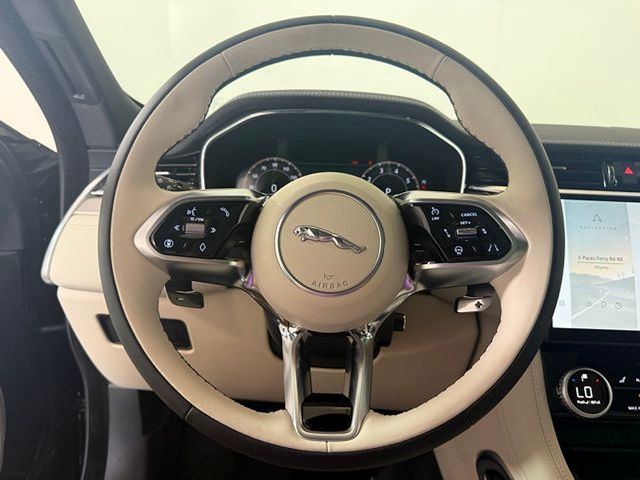 2026 Jaguar F-Pace R-Dynamic S - Photo 22