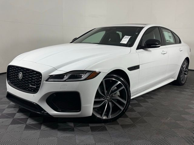 2024 Jaguar XF R-Dynamic SE's photo