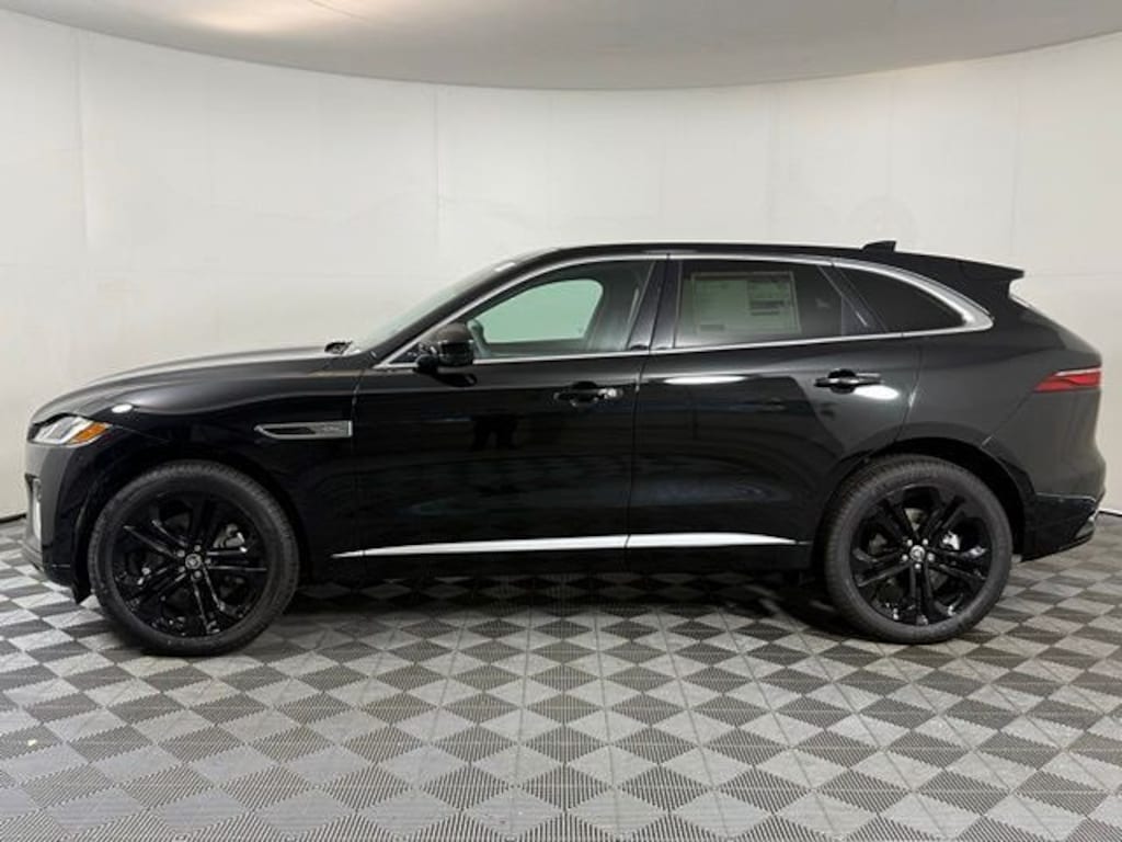 New 2026 Jaguar F-PACE P250 R-Dynamic S SUV