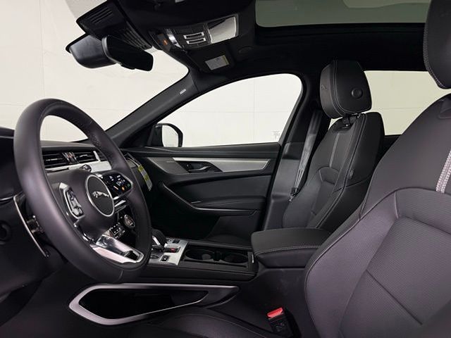 2026 Jaguar F-Pace R-Dynamic S - Photo 6